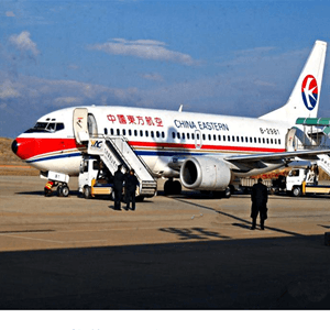 大庆航空空运航空快运业稳步发展的原因是什么？